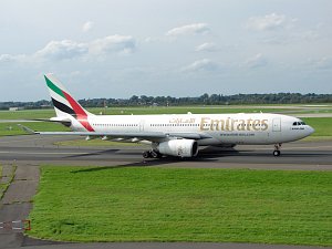 Airbus A330-243, Emirates Airlines, A6-EKS, c/n 283 © Karsten Palt