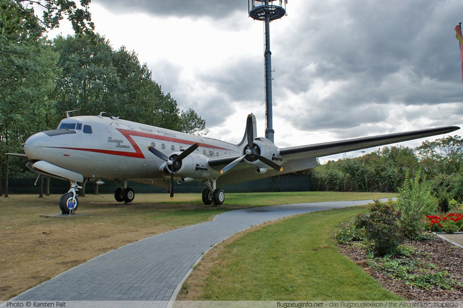Pin Flugzeug DC-4/C-54 