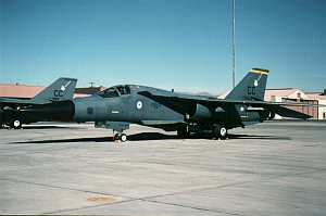 General Dynamics F-111 © Mike Vallentin