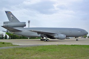 McDonnell Douglas KC-10A Extender, United States Air Force, 85-0032, c/n 48237 / © Mike Vallentin