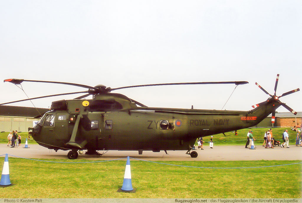 Westland Sea King HC 4 Royal Navy ZA310 WA914 Royal International Air Tattoo 2001 Royal Air Force Station Cottesmore (EGXJ) 2001-07-27 � Karsten Palt, ID 11990 Westland Sea King HC 4 Royal Navy ZA310 WA914 Royal International Air Tattoo 2001 Royal Air Force Station Cottesmore (EGXJ) 2001-07-27 � Karsten Palt, ID 11990