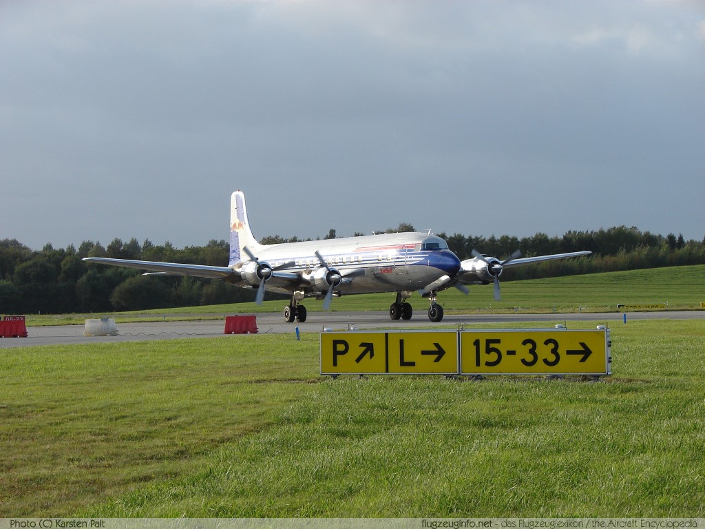 Douglas DC-6B Flying Bulls N996DM 45563 / 1034 Airport-Days 2007 Hamburg-Fuhlsbüttel (EDDH / HAM) 2007-09-15 � Karsten Palt, ID 704 Douglas DC-6B Flying Bulls N996DM 45563 / 1034 Airport-Days 2007 Hamburg-Fuhlsbüttel (EDDH / HAM) 2007-09-15 � Karsten Palt, ID 704