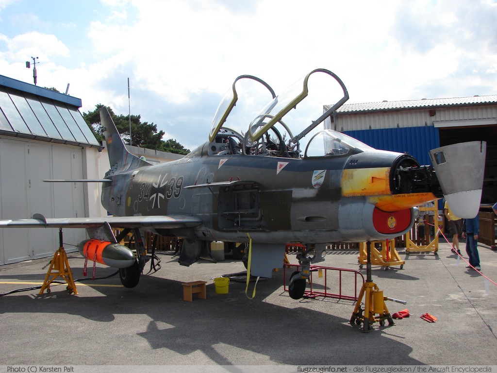 Aeritalia / Fiat G.91T/3 N91GY 43 Flugplatzfest Bielefeld 2007 Bielefeld (EDLI / BFE) 2007-08-18 � Karsten Palt, ID 458 Aeritalia / Fiat G.91T/3 N91GY 43 Flugplatzfest Bielefeld 2007 Bielefeld (EDLI / BFE) 2007-08-18 � Karsten Palt, ID 458