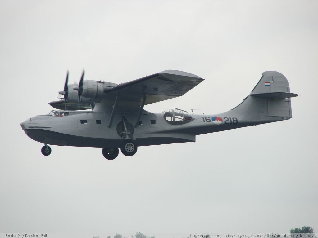 Consolidated PBY-5A Catalina Stichting Catalina PH-PBY 300 Open Dagen Koninklijke Luchtmacht 2007 Volkel (EHVK / UDE) 2007-06-15 � Karsten Palt, ID 302 Consolidated PBY-5A Catalina Stichting Catalina PH-PBY 300 Open Dagen Koninklijke Luchtmacht 2007 Volkel (EHVK / UDE) 2007-06-15 � Karsten Palt, ID 302