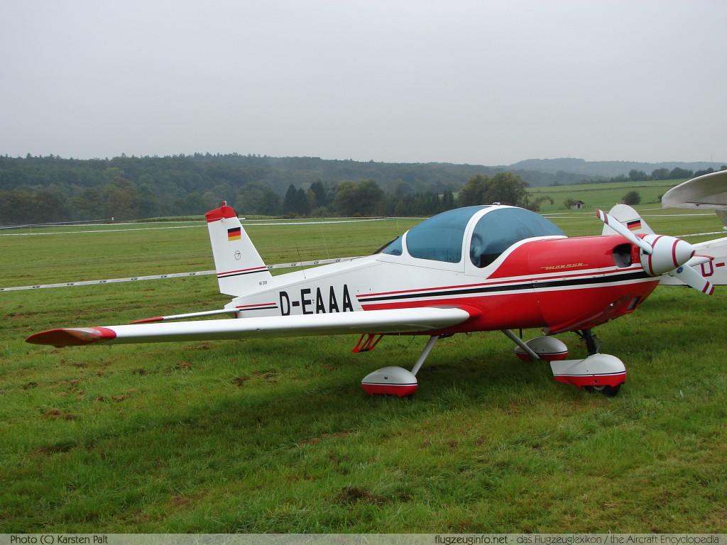 Bölkow Bo 209 Monsun 150F D-EAAA 161 Oldtimer-Fliegertreffen 2007 Kirchheim unter Teck - Hahnweide (EDST) 2007-09-08 � Karsten Palt, ID 519 Bölkow Bo 209 Monsun 150F D-EAAA 161 Oldtimer-Fliegertreffen 2007 Kirchheim unter Teck - Hahnweide (EDST) 2007-09-08 � Karsten Palt, ID 519
