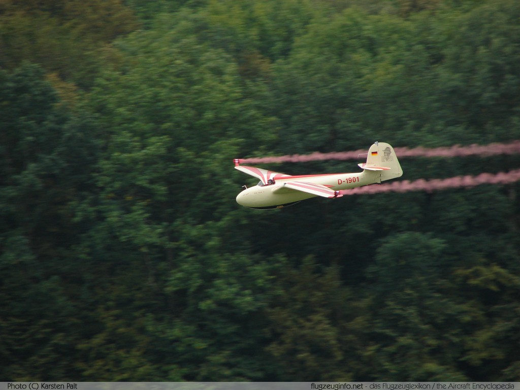 DFS Habicht E D-1901 Oldtimer-Fliegertreffen 2007 Kirchheim unter Teck - Hahnweide (EDST) 2007-09-08 � Karsten Palt, ID 517 DFS Habicht E D-1901 Oldtimer-Fliegertreffen 2007 Kirchheim unter Teck - Hahnweide (EDST) 2007-09-08 � Karsten Palt, ID 517