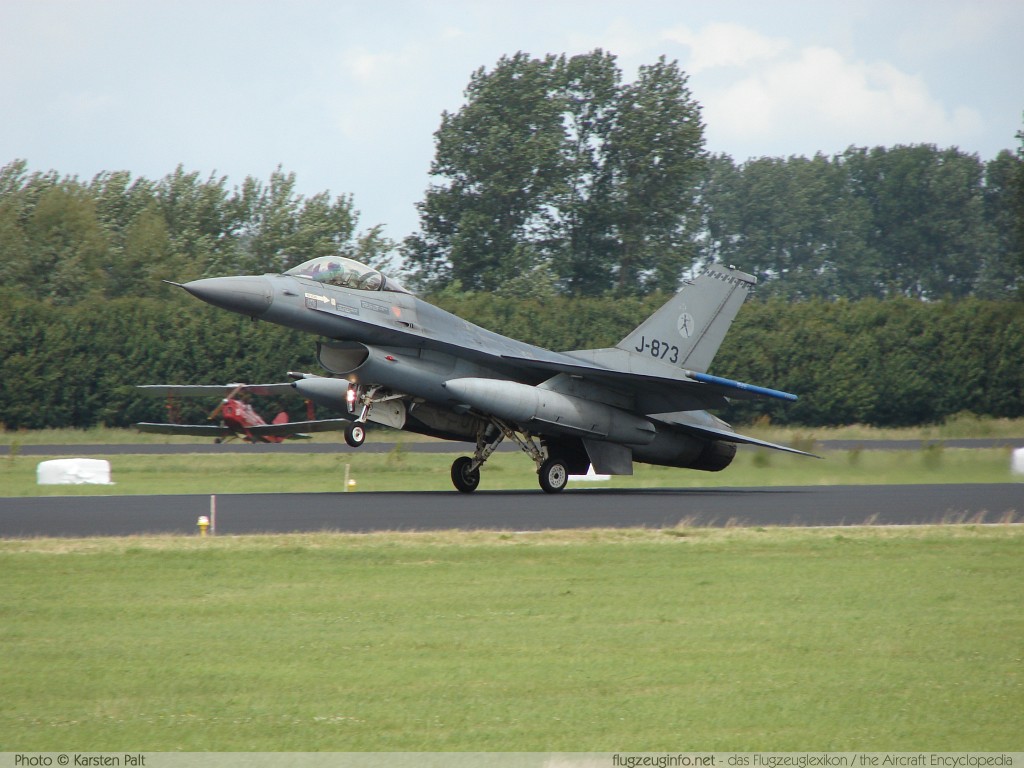 General Dynamics / Lockheed Martin F-16AM Royal Netherlands AF / Koninklijke Luchtmacht J-873 6D-90 Open Dagen Koninklijke Luchtmacht 2008 Leeuwarden (EHLW / LHW) 2008-06-20 � Karsten Palt, ID 882 General Dynamics / Lockheed Martin F-16AM Royal Netherlands AF / Koninklijke Luchtmacht J-873 6D-90 Open Dagen Koninklijke Luchtmacht 2008 Leeuwarden (EHLW / LHW) 2008-06-20 � Karsten Palt, ID 882