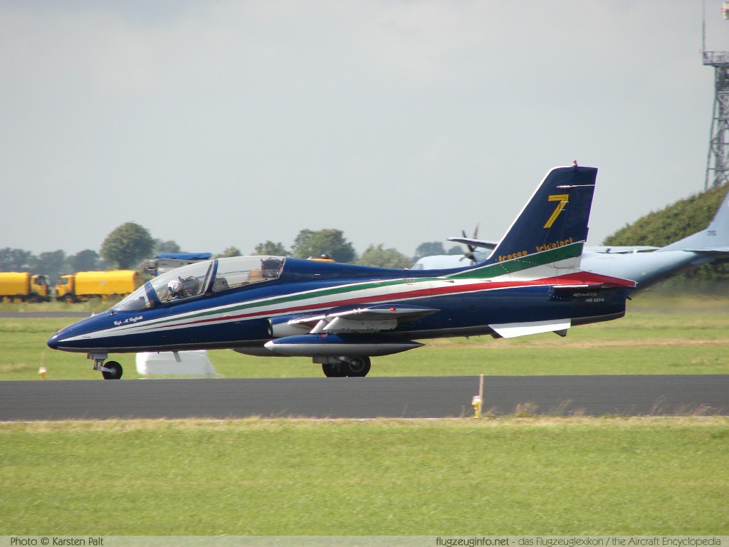 Aermacchi MB.339A/PAN Italian Air Force (Aeronautica Militare) MM54536 6743/138/AD016 Open Dagen Koninklijke Luchtmacht 2008 Leeuwarden (EHLW / LHW) 2008-06-20 � Karsten Palt, ID 894 Aermacchi MB.339A/PAN Italian Air Force (Aeronautica Militare) MM54536 6743/138/AD016 Open Dagen Koninklijke Luchtmacht 2008 Leeuwarden (EHLW / LHW) 2008-06-20 � Karsten Palt, ID 894
