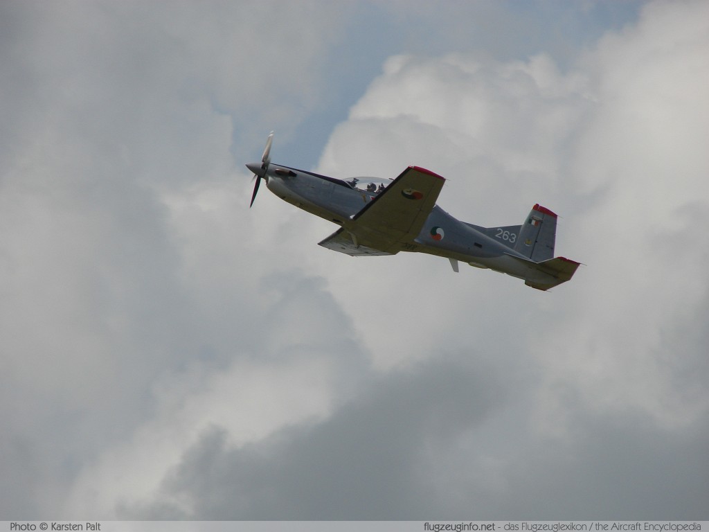 Pilatus PC-9M Irish Air Corps 263 658 Open Dagen Koninklijke Luchtmacht 2008 Leeuwarden (EHLW / LHW) 2008-06-20 � Karsten Palt, ID 840 Pilatus PC-9M Irish Air Corps 263 658 Open Dagen Koninklijke Luchtmacht 2008 Leeuwarden (EHLW / LHW) 2008-06-20 � Karsten Palt, ID 840