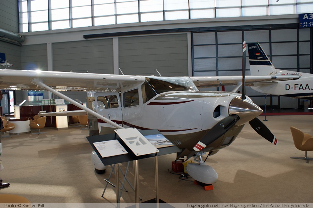 Cessna T206H Cessna Aircraft N52273 T206-08907 AERO Friedrichshafen 2009 Friedrichshafen (EDNY / FDH) 2009-04-03 � Karsten Palt, ID 1817 Cessna T206H Cessna Aircraft N52273 T206-08907 AERO Friedrichshafen 2009 Friedrichshafen (EDNY / FDH) 2009-04-03 � Karsten Palt, ID 1817