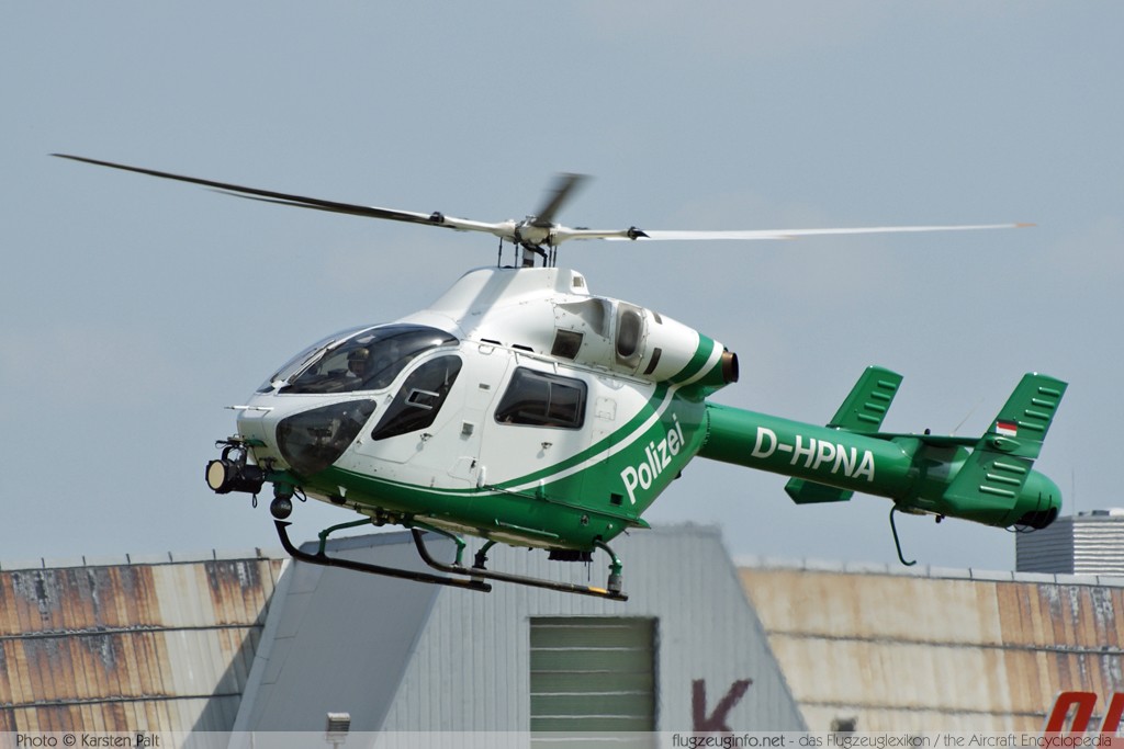 MD Helicopters MD902 Polizei Niedersachsen D-HPNA 902-00059 Flugtag Bremen 2009 Bremen (EDDW / BRE) 2009-05-10 � Karsten Palt, ID 2118 MD Helicopters MD902 Polizei Niedersachsen D-HPNA 902-00059 Flugtag Bremen 2009 Bremen (EDDW / BRE) 2009-05-10 � Karsten Palt, ID 2118