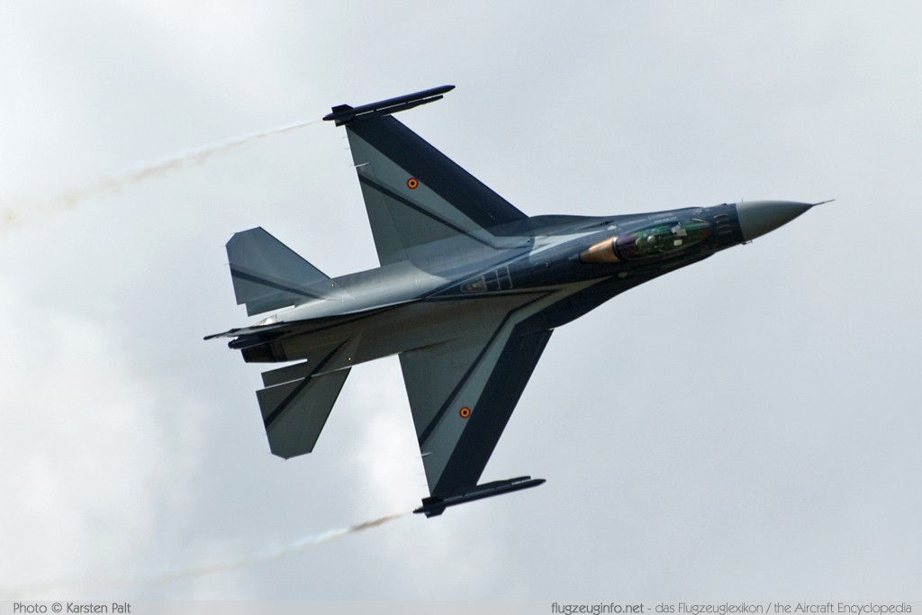 General Dynamics / Lockheed Martin F-16AM Belgian Air Component FA-134 6H-134 Luchtmachtdagen 2009 Volkel (EHVK / UDE) 2009-06-19 � Karsten Palt, ID 2320 General Dynamics / Lockheed Martin F-16AM Belgian Air Component FA-134 6H-134 Luchtmachtdagen 2009 Volkel (EHVK / UDE) 2009-06-19 � Karsten Palt, ID 2320