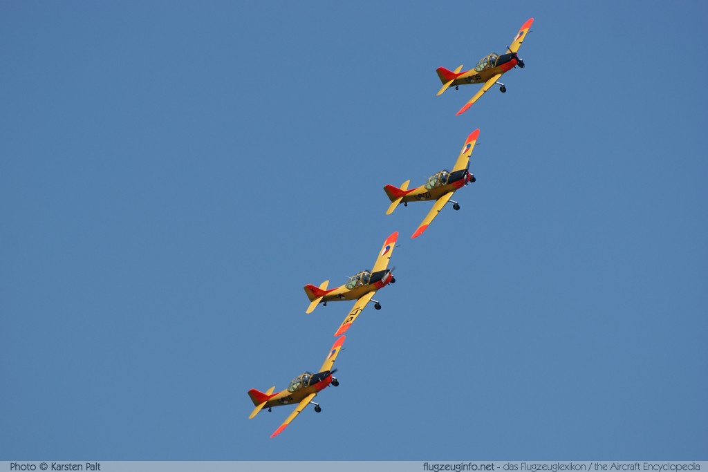 Oostwold Airport Airshow 2009 Oostwold - Groningen Airport (EHOW) 2009-06-01 � Karsten Palt, ID 2246 Oostwold Airport Airshow 2009 Oostwold - Groningen Airport (EHOW) 2009-06-01 � Karsten Palt, ID 2246