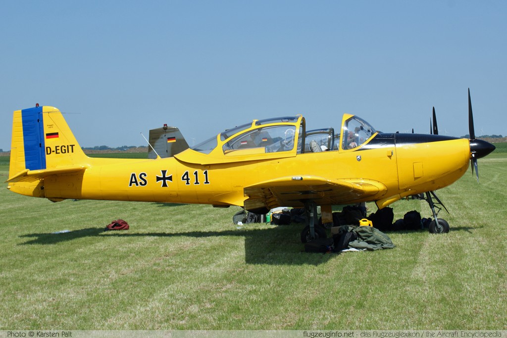 Piaggio (Focke-Wulf) P-149D Stichting Vliegsport Seagull D-EGIT 260 Oostwold Airport Airshow 2009 Oostwold - Groningen Airport (EHOW) 2009-06-01 � Karsten Palt, ID 2171 Piaggio (Focke-Wulf) P-149D Stichting Vliegsport Seagull D-EGIT 260 Oostwold Airport Airshow 2009 Oostwold - Groningen Airport (EHOW) 2009-06-01 � Karsten Palt, ID 2171