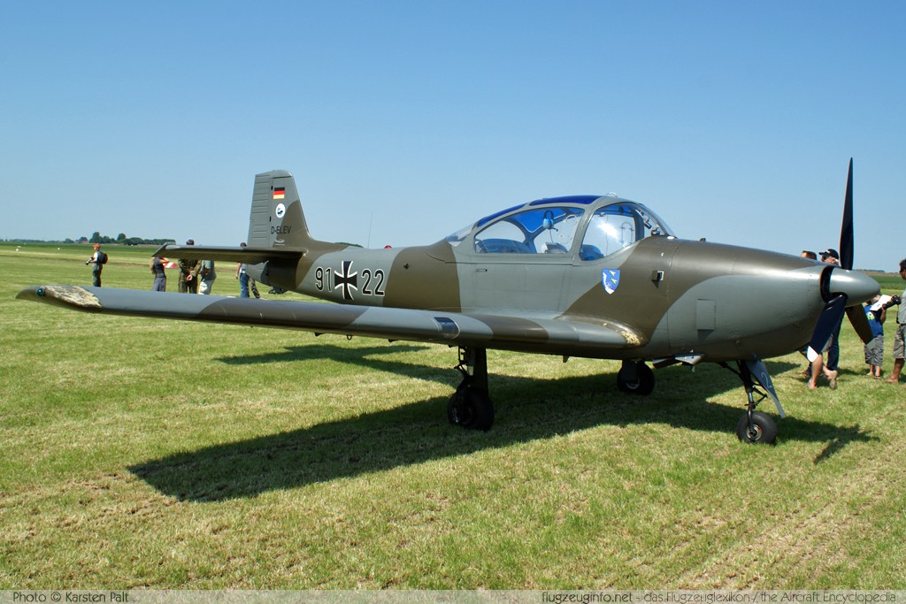 Piaggio (Focke-Wulf) P-149D Sportfluggruppe Oldenburg D-ELEV 144 Oostwold Airport Airshow 2009 Oostwold - Groningen Airport (EHOW) 2009-06-01 � Karsten Palt, ID 2174 Piaggio (Focke-Wulf) P-149D Sportfluggruppe Oldenburg D-ELEV 144 Oostwold Airport Airshow 2009 Oostwold - Groningen Airport (EHOW) 2009-06-01 � Karsten Palt, ID 2174