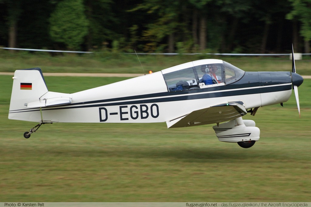 Jodel DR.1050 Ambassadeur D-EGBO 367 Oldtimer-Fliegertreffen 2009 Kirchheim unter Teck - Hahnweide (EDST) 2009-09-04 � Karsten Palt, ID 2545 Jodel DR.1050 Ambassadeur D-EGBO 367 Oldtimer-Fliegertreffen 2009 Kirchheim unter Teck - Hahnweide (EDST) 2009-09-04 � Karsten Palt, ID 2545