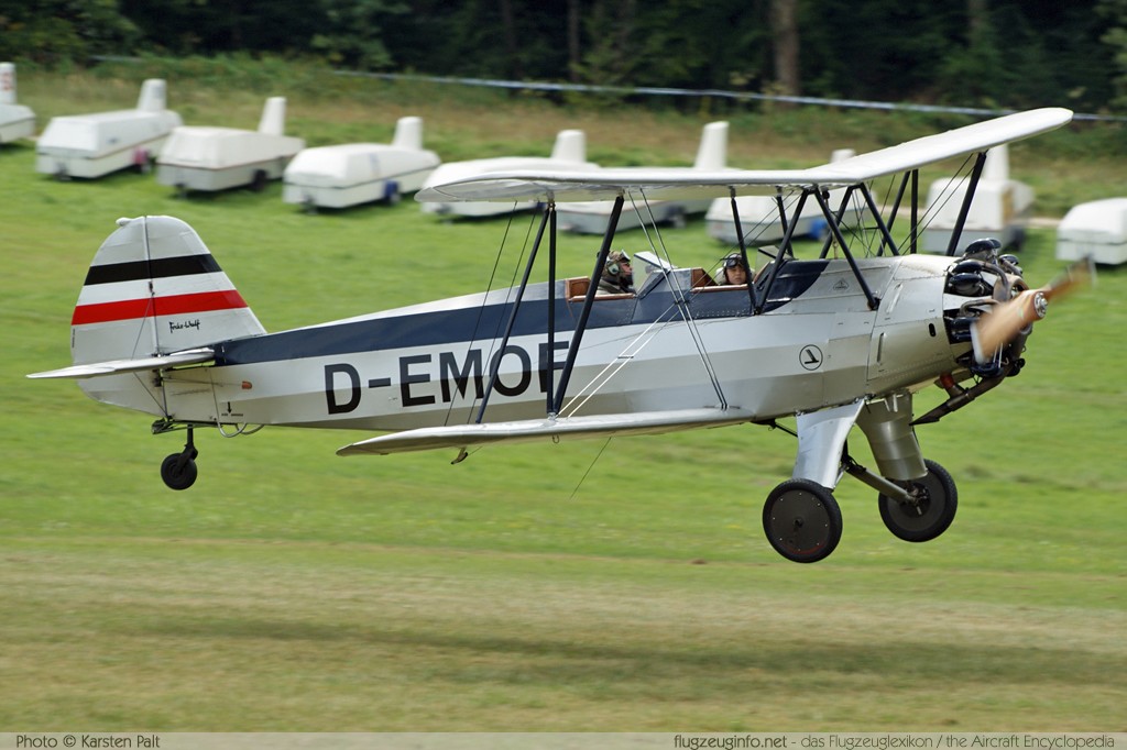 Focke-Wulf FW 44J Stieglitz (ASJA) D-EMOF 82 Oldtimer-Fliegertreffen 2009 Kirchheim unter Teck - Hahnweide (EDST) 2009-09-04 � Karsten Palt, ID 2560 Focke-Wulf FW 44J Stieglitz (ASJA) D-EMOF 82 Oldtimer-Fliegertreffen 2009 Kirchheim unter Teck - Hahnweide (EDST) 2009-09-04 � Karsten Palt, ID 2560