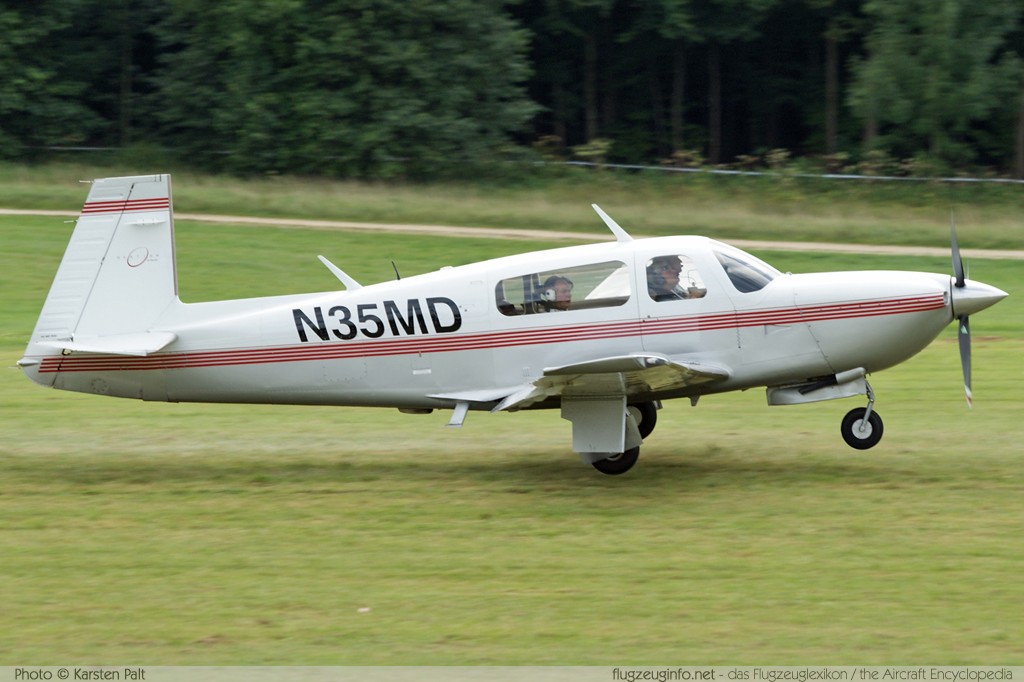 Mooney M20R N35MD 29-0047 Oldtimer-Fliegertreffen 2009 Kirchheim unter Teck - Hahnweide (EDST) 2009-09-05 � Karsten Palt, ID 2724 Mooney M20R N35MD 29-0047 Oldtimer-Fliegertreffen 2009 Kirchheim unter Teck - Hahnweide (EDST) 2009-09-05 � Karsten Palt, ID 2724