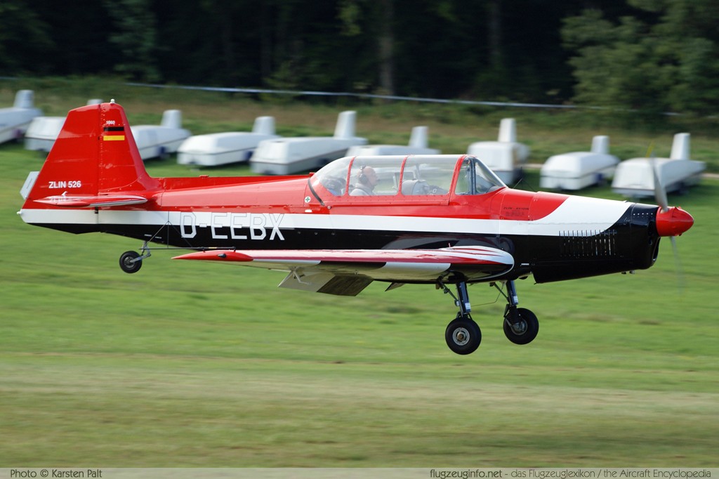 Moravan Zlin Z-526M Trener-Master D-EEBX 1060 Oldtimer-Fliegertreffen 2009 Kirchheim unter Teck - Hahnweide (EDST) 2009-09-04 � Karsten Palt, ID 2542 Moravan Zlin Z-526M Trener-Master D-EEBX 1060 Oldtimer-Fliegertreffen 2009 Kirchheim unter Teck - Hahnweide (EDST) 2009-09-04 � Karsten Palt, ID 2542