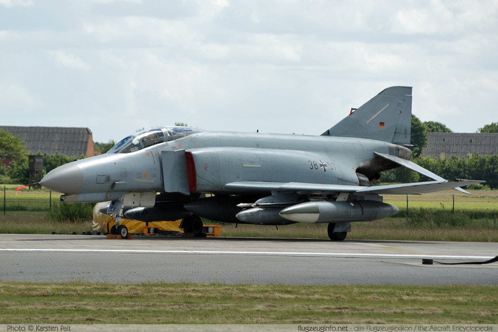 McDonnell F-4F Phantom II German Air Force / Luftwaffe 38+57 4767 Spotterday JG 71 R 2009 Wittmund-Wittmundhafen (ETNT) 2009-06-05 � Karsten Palt, ID 2275 McDonnell F-4F Phantom II German Air Force / Luftwaffe 38+57 4767 Spotterday JG 71 R 2009 Wittmund-Wittmundhafen (ETNT) 2009-06-05 � Karsten Palt, ID 2275