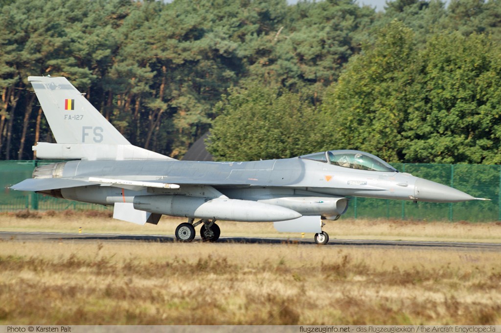 General Dynamics / Lockheed Martin F-16AM Belgian Air Component FA-127 6H-127 NATO Tigermeet 2009 Kleine Brogel (EBBL) 2009-09-23 � Karsten Palt, ID 2770 General Dynamics / Lockheed Martin F-16AM Belgian Air Component FA-127 6H-127 NATO Tigermeet 2009 Kleine Brogel (EBBL) 2009-09-23 � Karsten Palt, ID 2770