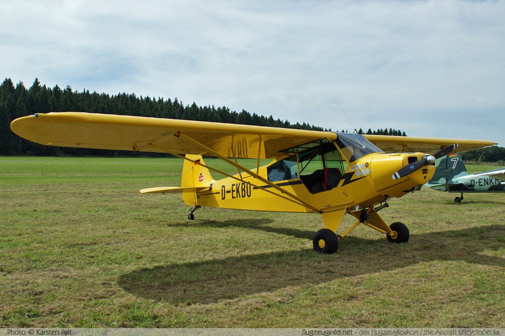 Piper PA-18-95 Super Cub D-EKBO 18-3453 Flugtag Breitscheid 2010 Breitscheid (EDGB) 2010-08-22 � Karsten Palt, ID 3992 Piper PA-18-95 Super Cub D-EKBO 18-3453 Flugtag Breitscheid 2010 Breitscheid (EDGB) 2010-08-22 � Karsten Palt, ID 3992
