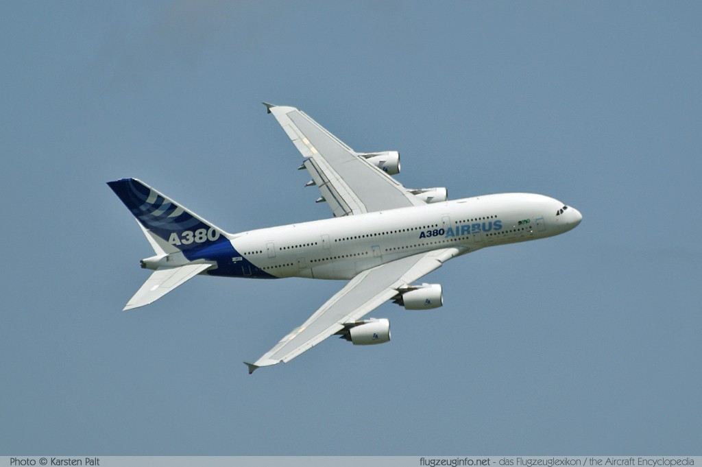 Airbus A380-841 Airbus F-WWDD 004 ILA Berlin 2010 Berlin - Schönefeld (EDDB / SXF) 2010-06-11 � Karsten Palt, ID 3357 Airbus A380-841 Airbus F-WWDD 004 ILA Berlin 2010 Berlin - Schönefeld (EDDB / SXF) 2010-06-11 � Karsten Palt, ID 3357