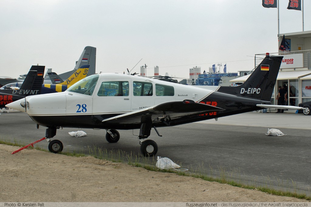 Beech C23 Sundowner 180 Private D-EIPC M-1835 ILA Berlin 2010 Berlin - Schönefeld (EDDB / SXF) 2010-06-11 � Karsten Palt, ID 3373 Beech C23 Sundowner 180 Private D-EIPC M-1835 ILA Berlin 2010 Berlin - Schönefeld (EDDB / SXF) 2010-06-11 � Karsten Palt, ID 3373
