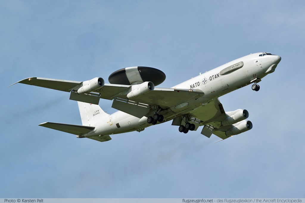 Boeing E-3A Sentry (707-300) NATO LX-N90444 22839/949 Luchtmachtdagen 2011 Leeuwarden (EHLW / LHW) 2011-09-16 � Karsten Palt, ID 5626 Boeing E-3A Sentry (707-300) NATO LX-N90444 22839/949 Luchtmachtdagen 2011 Leeuwarden (EHLW / LHW) 2011-09-16 � Karsten Palt, ID 5626