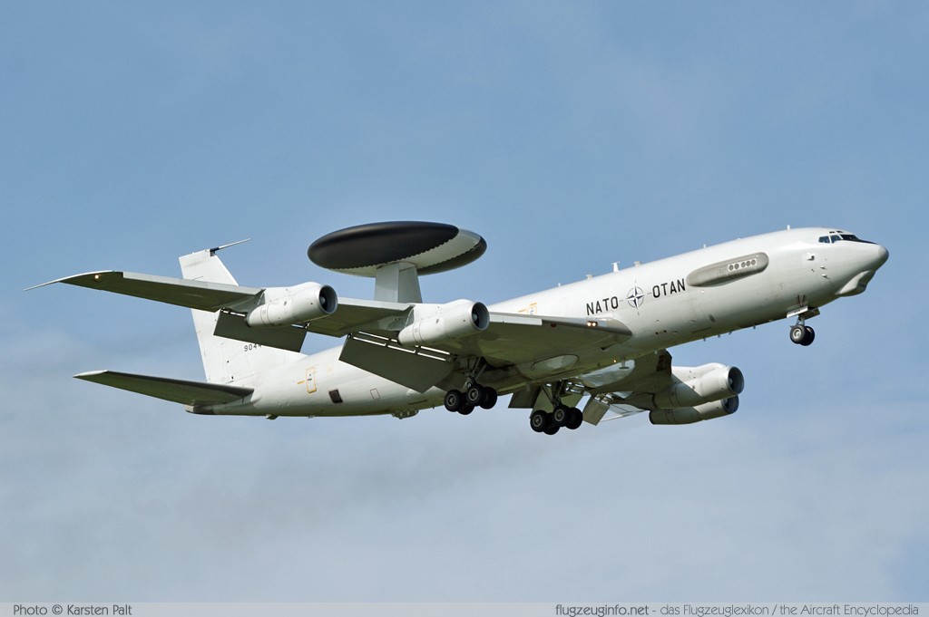 Boeing E-3A Sentry (707-300) NATO LX-N90444 22839/949 Luchtmachtdagen 2011 Leeuwarden (EHLW / LHW) 2011-09-16 � Karsten Palt, ID 5627 Boeing E-3A Sentry (707-300) NATO LX-N90444 22839/949 Luchtmachtdagen 2011 Leeuwarden (EHLW / LHW) 2011-09-16 � Karsten Palt, ID 5627