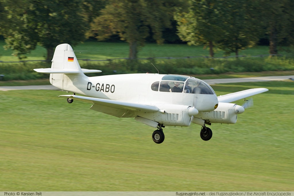 Aero Ae-145 Super Aero  D-GABO 19-020 Oldtimer-Fliegertreffen 2013 Kirchheim unter Teck - Hahnweide (EDST) 2013-09-07 � Karsten Palt, ID 7381