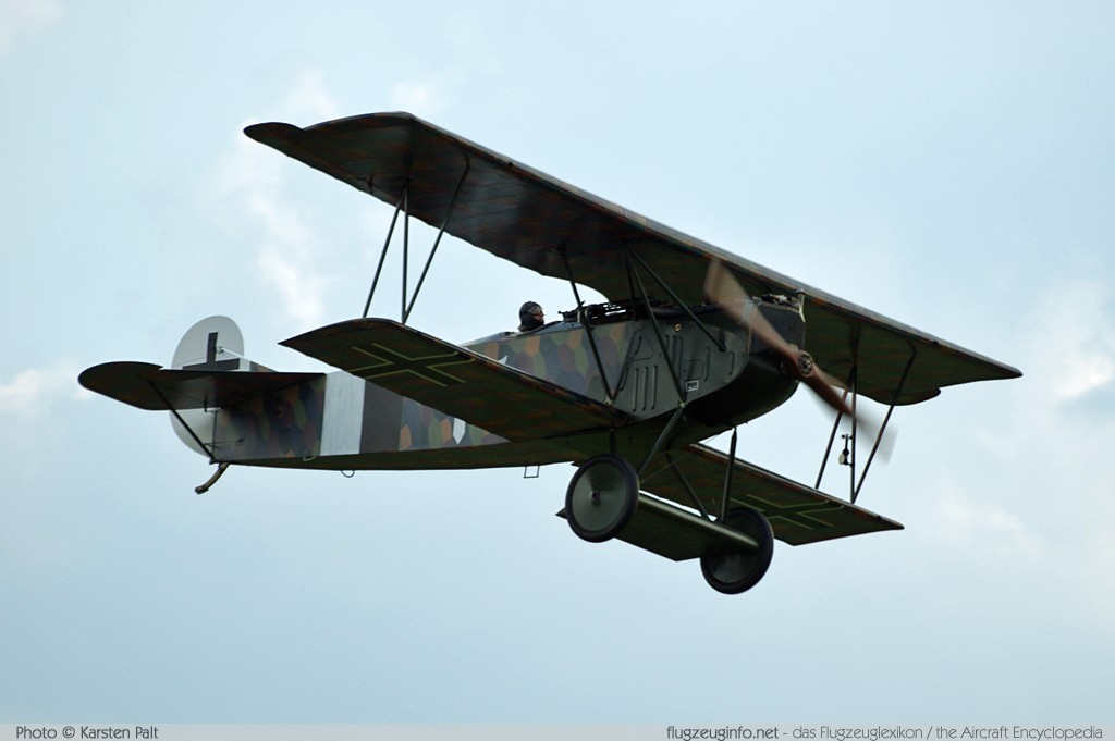 Fokker D.VII Private (Mikael Carlson) SE-XVO Oldtimer-Fliegertreffen 2013 Kirchheim unter Teck - Hahnweide (EDST) 2013-09-06 � Karsten Palt, ID 7300 Fokker D.VII Private (Mikael Carlson) SE-XVO Oldtimer-Fliegertreffen 2013 Kirchheim unter Teck - Hahnweide (EDST) 2013-09-06 � Karsten Palt, ID 7300