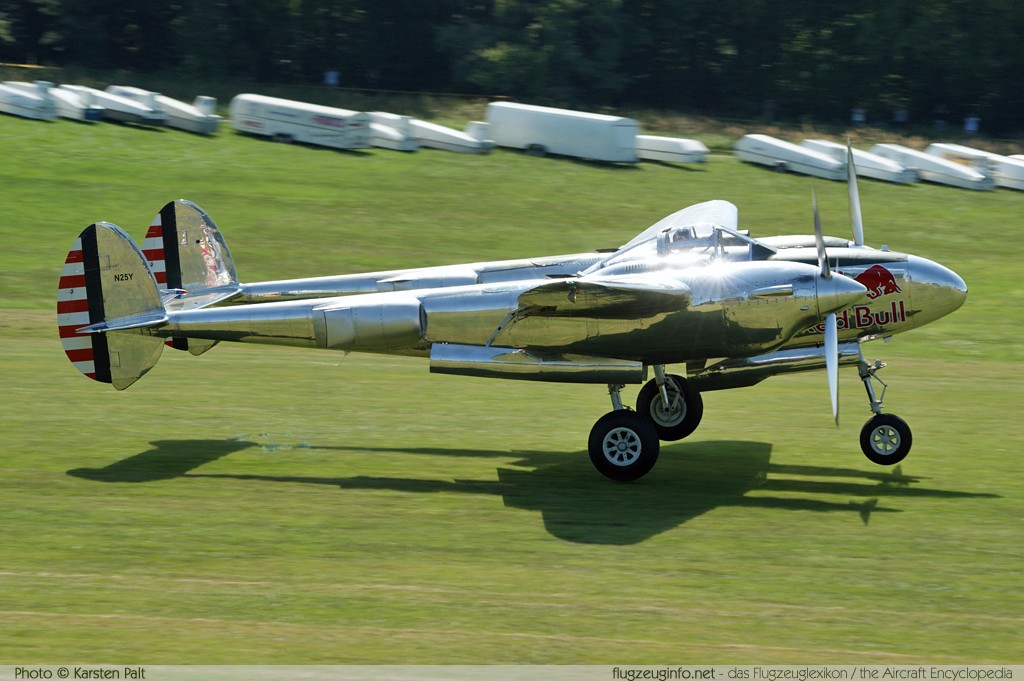 Lockheed P-38L Lightning Flying Bulls N25Y 422-8509 Oldtimer-Fliegertreffen 2013 Kirchheim unter Teck - Hahnweide (EDST) 2013-09-06 � Karsten Palt, ID 7333 Lockheed P-38L Lightning Flying Bulls N25Y 422-8509 Oldtimer-Fliegertreffen 2013 Kirchheim unter Teck - Hahnweide (EDST) 2013-09-06 � Karsten Palt, ID 7333