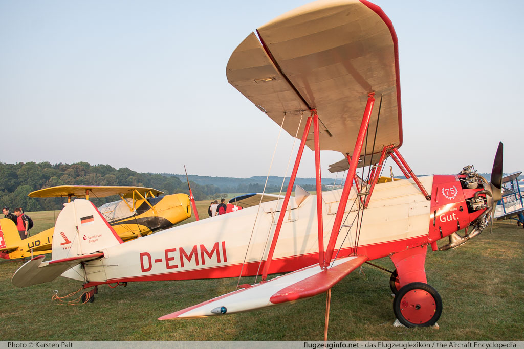 Focke-Wulf FW 44J Stieglitz (CCV) D-EMMI 49 Oldtimer-Fliegertreffen 2016 Kirchheim unter Teck - Hahnweide (EDST) 2016-09-11 � Karsten Palt, ID 13417 Focke-Wulf FW 44J Stieglitz (CCV) D-EMMI 49 Oldtimer-Fliegertreffen 2016 Kirchheim unter Teck - Hahnweide (EDST) 2016-09-11 � Karsten Palt, ID 13417