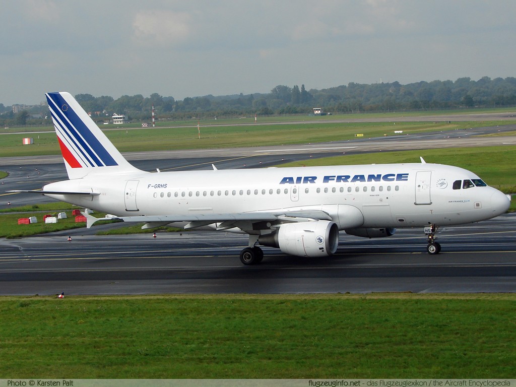 Airbus A319-111 Air France F-GRHS 1444 Düsseldorf International (EDDL / DUS) 2007-09-06 � Karsten Palt, ID 477 Airbus A319-111 Air France F-GRHS 1444 Düsseldorf International (EDDL / DUS) 2007-09-06 � Karsten Palt, ID 477