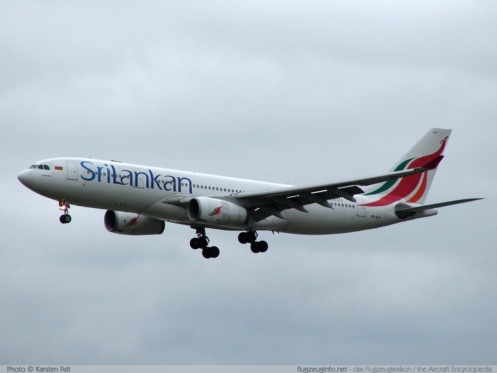 Airbus A330-243 SriLankan Airlines 4R-ALA 303 Frankfurt am Main (EDDF / FRA) 2007-09-07 � Karsten Palt, ID 485 Airbus A330-243 SriLankan Airlines 4R-ALA 303 Frankfurt am Main (EDDF / FRA) 2007-09-07 � Karsten Palt, ID 485