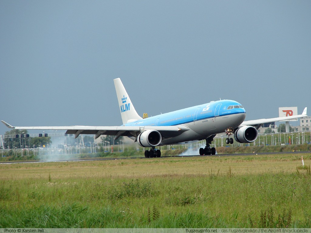 Airbus A330-203 KLM - Royal Dutch Airlines PH-AOE 770 Amsterdam-Schiphol (EHAM / AMS) 2007-06-19 � Karsten Palt, ID 343 Airbus A330-203 KLM - Royal Dutch Airlines PH-AOE 770 Amsterdam-Schiphol (EHAM / AMS) 2007-06-19 � Karsten Palt, ID 343