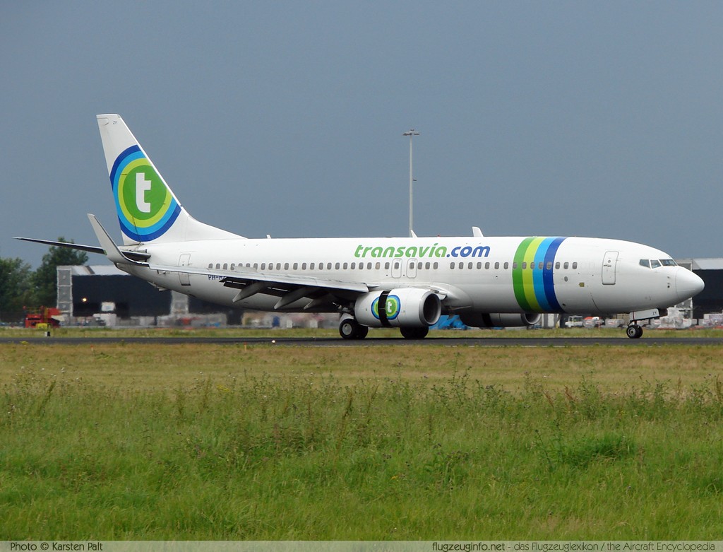 Boeing 737-8K2 (wl) Transavia Airlines PH-HZY 30646 / 1122 Amsterdam-Schiphol (EHAM / AMS) 2007-06-19 � Karsten Palt, ID 351 Boeing 737-8K2 (wl) Transavia Airlines PH-HZY 30646 / 1122 Amsterdam-Schiphol (EHAM / AMS) 2007-06-19 � Karsten Palt, ID 351