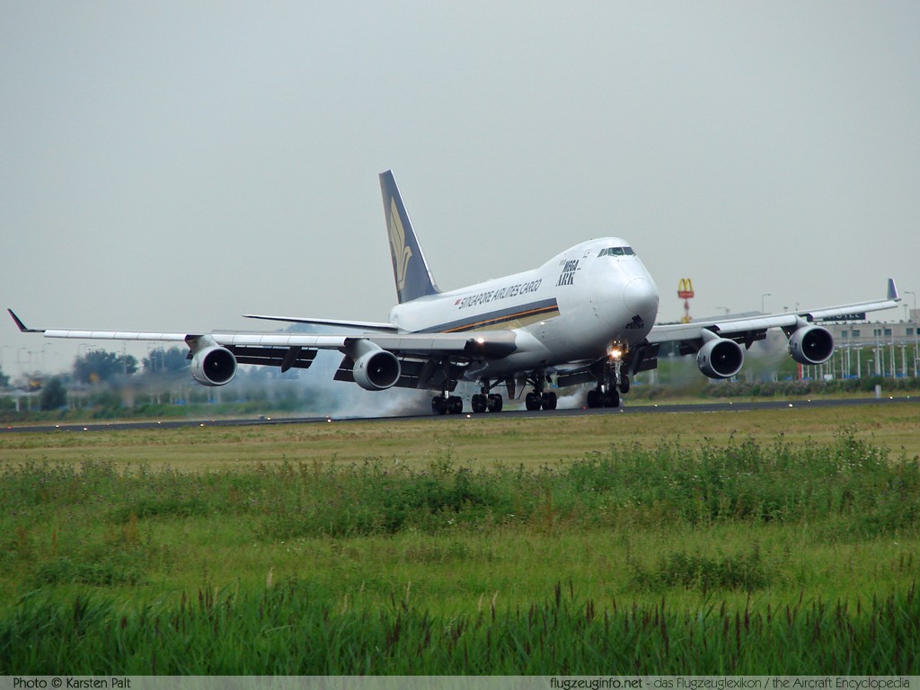 Boeing 747-412F/SCD Singapore Airlines Cargo 9V-SFO 32900 / 1349 Amsterdam-Schiphol (EHAM / AMS) 2007-06-19 � Karsten Palt, ID 321 Boeing 747-412F/SCD Singapore Airlines Cargo 9V-SFO 32900 / 1349 Amsterdam-Schiphol (EHAM / AMS) 2007-06-19 � Karsten Palt, ID 321