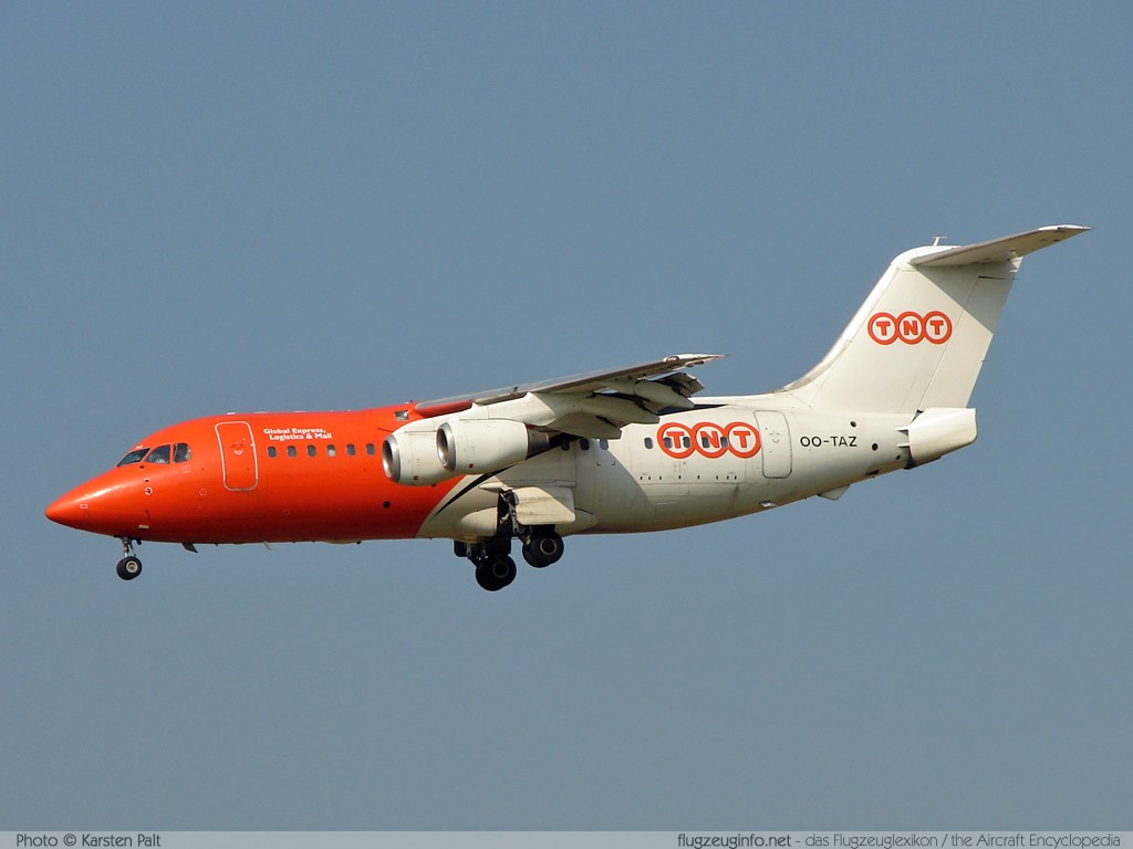 BAe 146-200QT TNT OO-TAZ E2188 Brussel/Bruxelles - Brussels Airport (EBBR / BRU) 2008-09-28 � Karsten Palt, ID 1535 BAe 146-200QT TNT OO-TAZ E2188 Brussel/Bruxelles - Brussels Airport (EBBR / BRU) 2008-09-28 � Karsten Palt, ID 1535