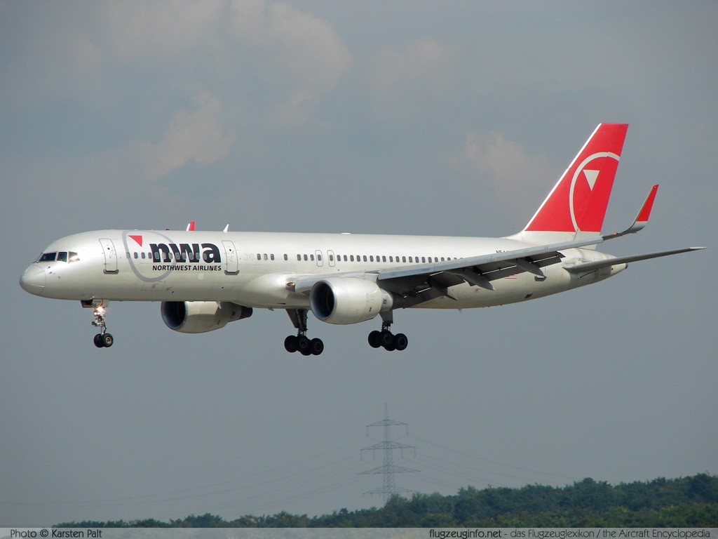 Boeing 757-2B7 (wl) Northwest Airlines N544US 26491 / 710 Düsseldorf International (EDDL / DUS) 2008-08-16 � Karsten Palt, ID 1331 Boeing 757-2B7 (wl) Northwest Airlines N544US 26491 / 710 Düsseldorf International (EDDL / DUS) 2008-08-16 � Karsten Palt, ID 1331
