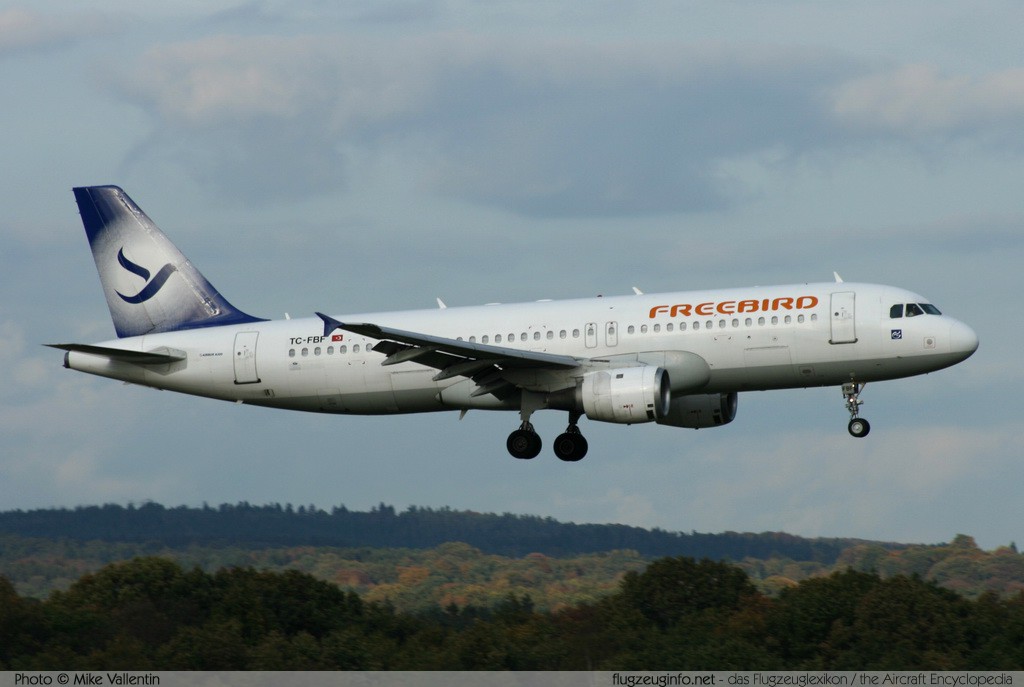 Airbus A320-212 Freebird Airlines TC-FBF 288 Cologne / Köln-Bonn (EDDK / CGN) 2008-10-19 � Mike Vallentin, ID 1561 Airbus A320-212 Freebird Airlines TC-FBF 288 Cologne / Köln-Bonn (EDDK / CGN) 2008-10-19 � Mike Vallentin, ID 1561