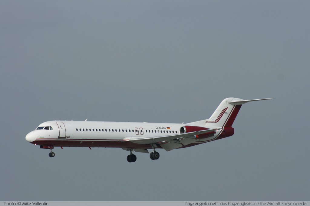 Fokker Fokker 100 Air Berlin D-AGPA 11276 Düsseldorf International (EDDL / DUS) 2008-10-10 � Mike Vallentin, ID 1547 Fokker Fokker 100 Air Berlin D-AGPA 11276 Düsseldorf International (EDDL / DUS) 2008-10-10 � Mike Vallentin, ID 1547
