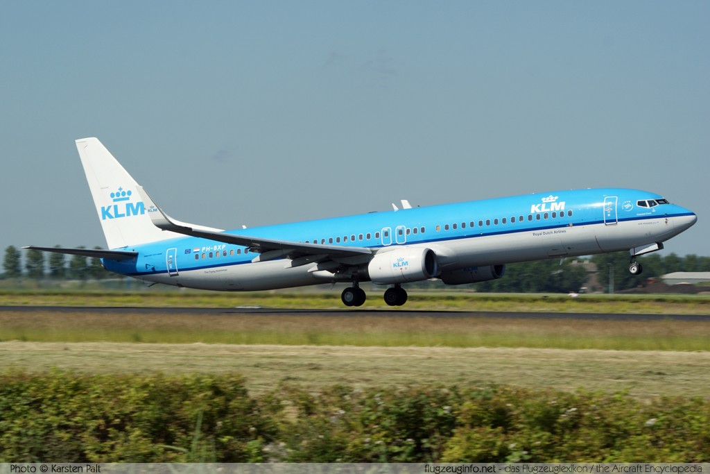 Boeing 737-9K2 (wl) KLM - Royal Dutch Airlines PH-BXP 29600 / 924 Amsterdam-Schiphol (EHAM / AMS) 2009-06-23 � Karsten Palt, ID 2438 Boeing 737-9K2 (wl) KLM - Royal Dutch Airlines PH-BXP 29600 / 924 Amsterdam-Schiphol (EHAM / AMS) 2009-06-23 � Karsten Palt, ID 2438