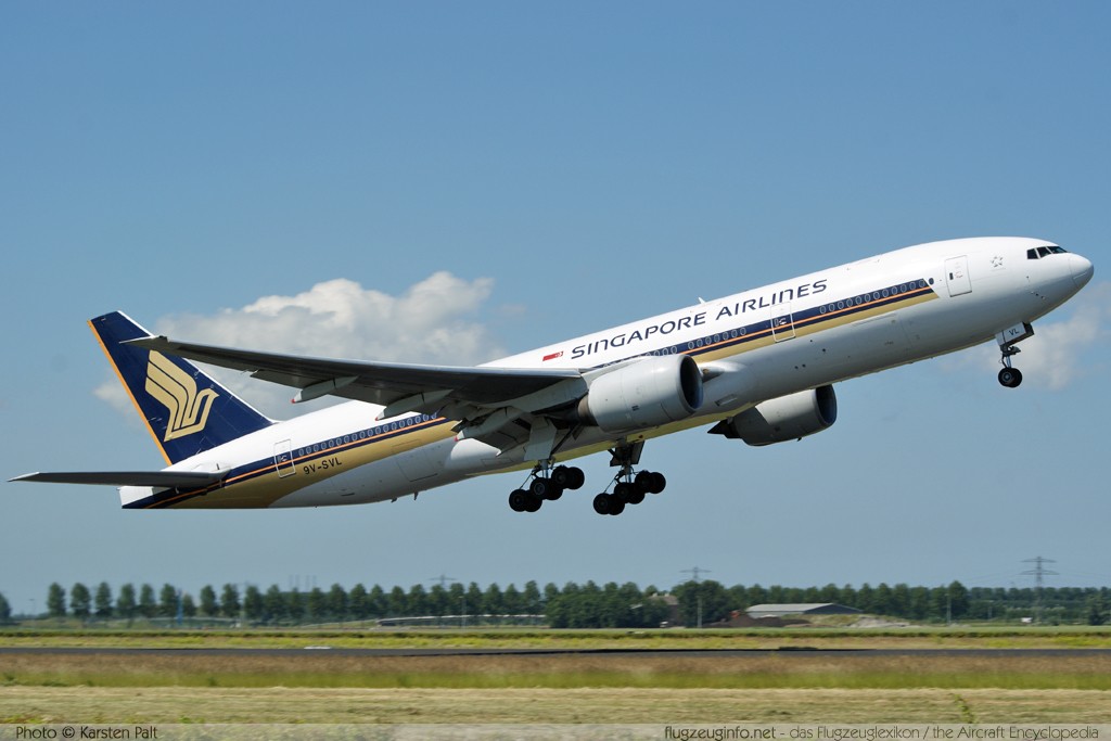 Boeing 777-212ER Singapore Airlines 9V-SVL 32336 / 422 Amsterdam-Schiphol (EHAM / AMS) 2009-06-23 � Karsten Palt, ID 2395 Boeing 777-212ER Singapore Airlines 9V-SVL 32336 / 422 Amsterdam-Schiphol (EHAM / AMS) 2009-06-23 � Karsten Palt, ID 2395