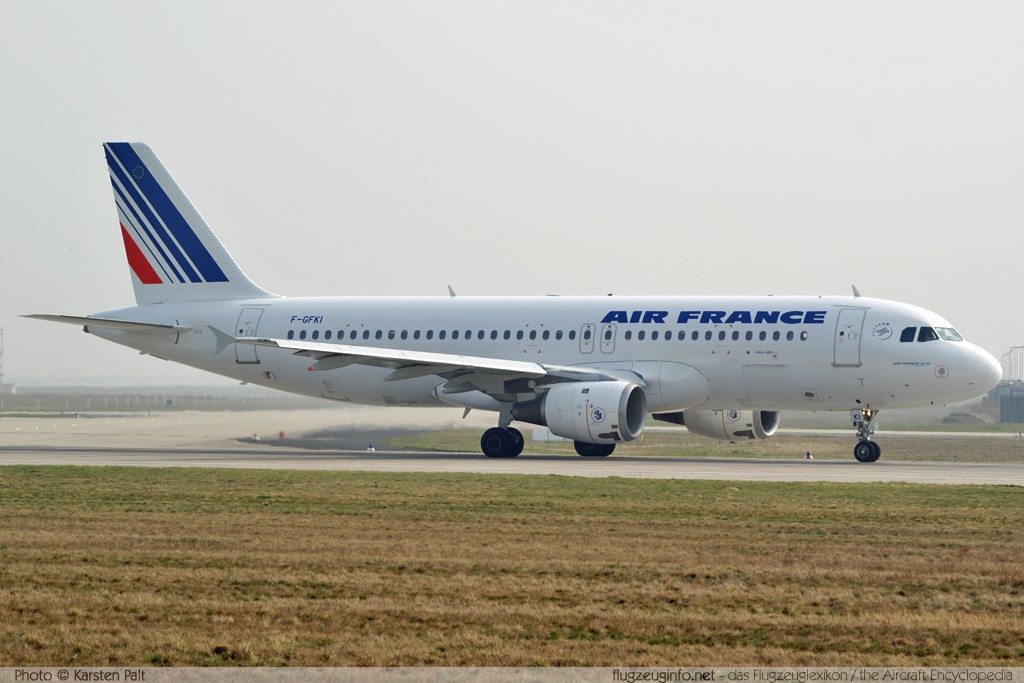 Airbus A320-211 Air France F-GFKI 285 Frankfurt am Main (EDDF / FRA) 2009-04-05 � Karsten Palt, ID 2023 Airbus A320-211 Air France F-GFKI 285 Frankfurt am Main (EDDF / FRA) 2009-04-05 � Karsten Palt, ID 2023