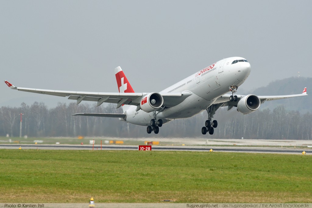 Airbus A330-223 Swiss Intl Air Lines HB-IQA 229 Zürich (LSZH / ZRH) 2009-04-04 � Karsten Palt, ID 1924 Airbus A330-223 Swiss Intl Air Lines HB-IQA 229 Zürich (LSZH / ZRH) 2009-04-04 � Karsten Palt, ID 1924