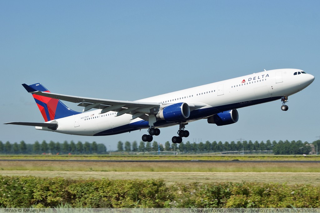 Airbus A330-323X Delta Air Lines N801NW 524 Amsterdam-Schiphol (EHAM / AMS) 2009-06-23 � Karsten Palt, ID 2414 Airbus A330-323X Delta Air Lines N801NW 524 Amsterdam-Schiphol (EHAM / AMS) 2009-06-23 � Karsten Palt, ID 2414
