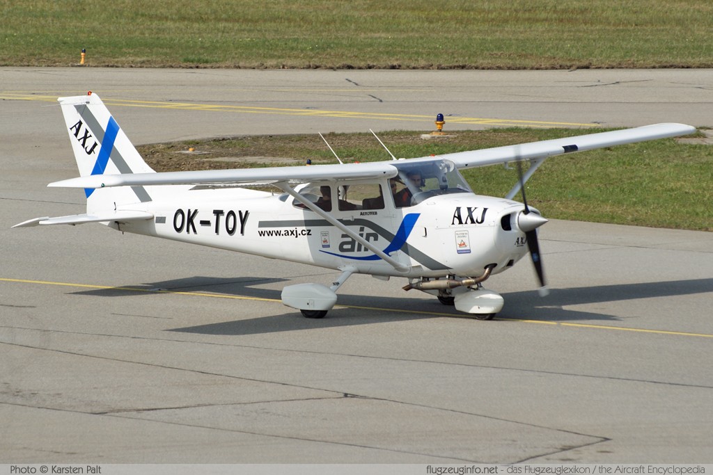Cessna-Reims F172M Skyhawk OK-TOY F17201191 Friedrichshafen (EDNY / FDH) 2009-04-03 � Karsten Palt, ID 1834 Cessna-Reims F172M Skyhawk OK-TOY F17201191 Friedrichshafen (EDNY / FDH) 2009-04-03 � Karsten Palt, ID 1834