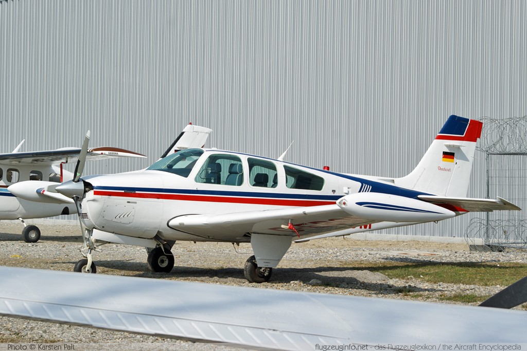 Beech F33A Bonanza D-EBOM CE-1147 Friedrichshafen (EDNY / FDH) 2009-04-03 � Karsten Palt, ID 1736 Beech F33A Bonanza D-EBOM CE-1147 Friedrichshafen (EDNY / FDH) 2009-04-03 � Karsten Palt, ID 1736
